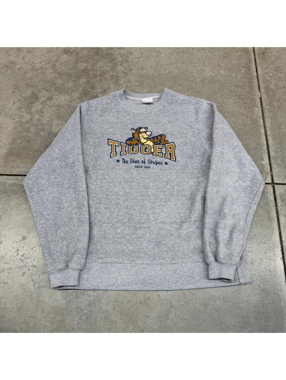 vintage tigger disney grey fleece the star of stripes grey crewneck size small